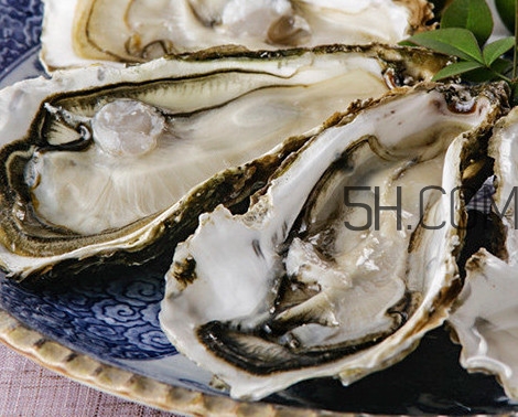 海蛎子怎么挑选肥大的,海蛎子怎么挑选