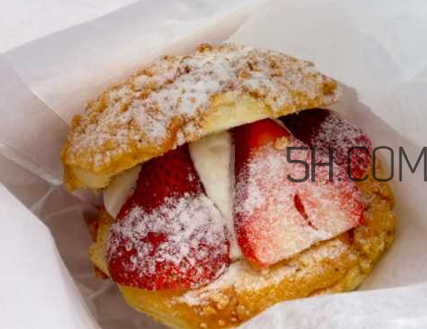 奶油泡芙能隔夜吗,奶油泡芙隔夜还能吃吗