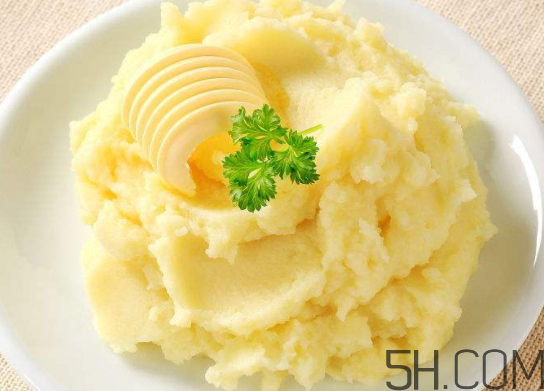 土豆泥可以加奶粉吗,土豆泥可以加奶粉给宝宝吃吗