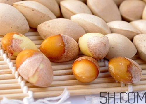 白果有臭味能吃吗,白果有臭味正常吗