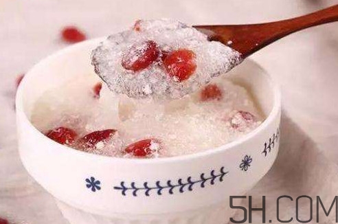 雪燕一天吃多少合适,雪燕的食用方法和禁忌 雪燕一天吃多少合适,雪燕的食用方法和禁忌