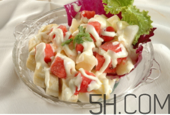 水果沙拉酱什么牌子的最好吃?,拌水果用什么沙拉酱