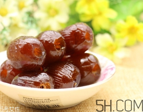 金丝枣和大红枣的区别,金丝枣和蜜枣的区别 金丝枣和大红枣的区别,金丝枣和蜜枣的区别