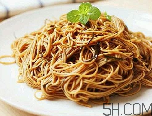 蚝油拌面的做法,蚝油拌面的做法窍门