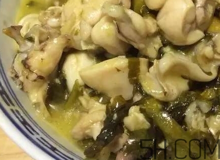 酸菜牛蛙月饼图片,酸菜牛蛙馅月饼 酸菜牛蛙月饼图片,酸菜牛蛙馅月饼