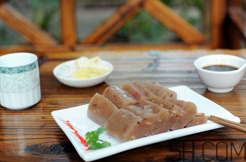 驴肉焖子的制作方法,驴肉火烧焖子的做法 驴肉焖子的制作方法,驴肉火烧焖子的做法