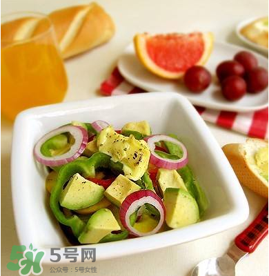 为什么牛油果不能晚上吃,牛油果最好别晚上吃