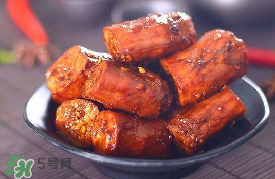 鸭脖子的危害真假,总吃鸭脖子的危害