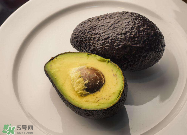 牛油果的功效和作用及食用方法,牛油果的功效和作用及食用禁忌