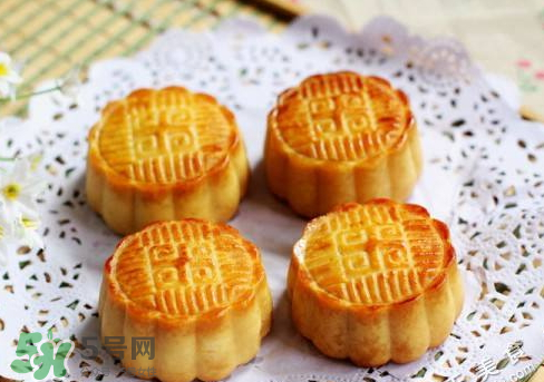 黄油酥皮月饼的做法及配方,黄油酥皮月饼的做法及配方窍门