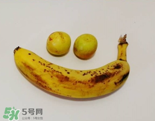 香蕉和枣一起吃会怎样?实验揭秘最恶心吃法,枣跟香蕉一起吃