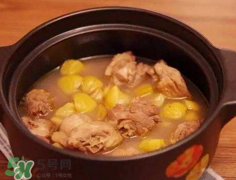 板栗煲鸡汤的功效作用流鼻血可以吃吗,板栗煲鸡汤的功效作用