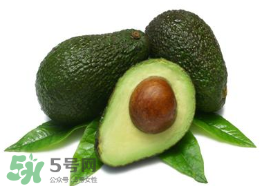 牛油果每天吃多少合适?,牛油果每天吃多少为好呢?