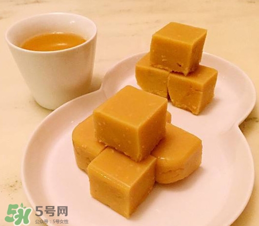 豌豆黄是什么做的,豌豆黄是用什么做成的