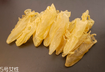 含有胶原蛋白的食物(含有胶原蛋白的食物和水果有哪些)