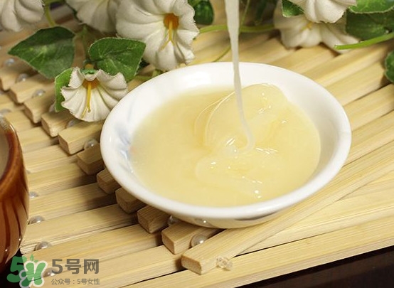 椴树蜜在什么情况下会结晶,椴树蜜结晶后很硬是怎么回事