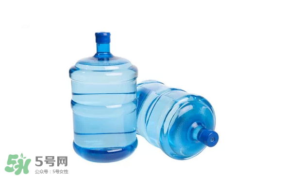 一桶水的桶,桶装水的桶