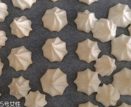 用完面膜还是很干怎么办(面膜干了怎么办) 用完面膜还是很干怎么办(面膜干了怎么办)