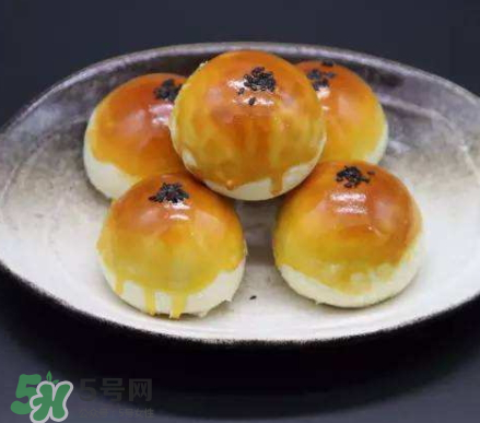 减肥可以吃蛋黄酥吗,减肥期间吃了蛋黄酥怎么补救