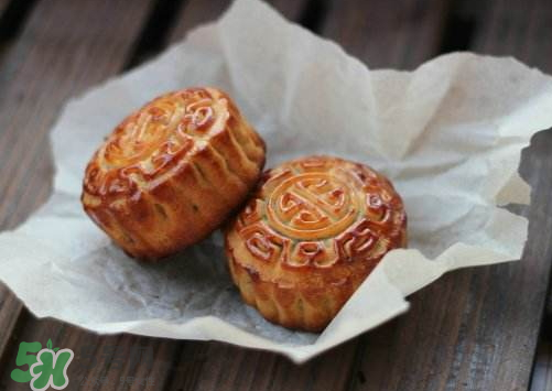 月饼皮开裂是为什么,月饼皮为什么会开裂