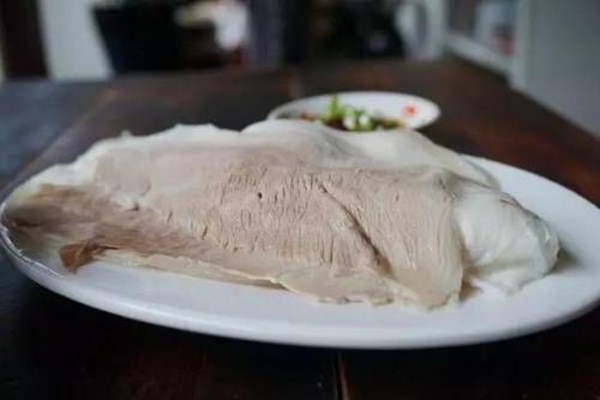 白肉煮多长时间为好(蒜泥白肉煮多长时间为好)