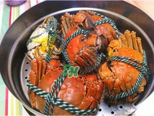 为什么大闸蟹要绑起来蒸,买回来的大闸蟹养的时候需要绑架起来吗