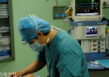 剖腹产全麻介绍(剖腹产是全麻)