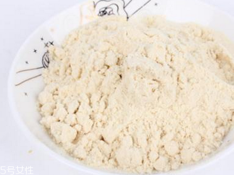 蛋白粉的食用误区(蛋白粉的禁忌和坏处)