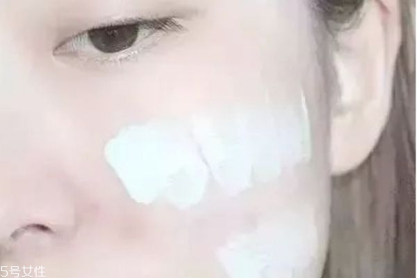 单眼皮淡妆教程(单眼皮化妆教程淡妆) 单眼皮淡妆教程(单眼皮化妆教程淡妆)