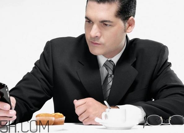 肺气肿的症状有哪些能治好吗,肺气肿有治吗