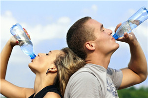 养成4 个喝水好习惯(如何养成喝水常规) 养成4 个喝水好习惯(如何养成喝水常规)