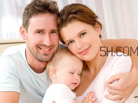 婴儿房买塑料家具好吗(塑料家具对婴儿有影响吗?)