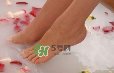 生姜花椒水泡脚的禁忌,桂皮花椒水泡脚的禁忌