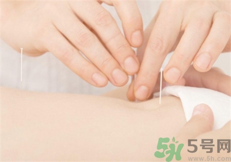 为什么感觉针灸越扎越痛,为什么针灸越扎越疼