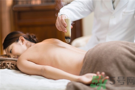 艾灸可以开电扇吗,艾灸能消炎吗?