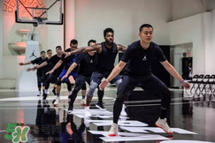 耐克react上脚,耐克react跑鞋