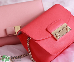furla经典小方包,furla包包怎么样
