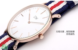 dw手表日期怎么调,dw手表日期怎么往回调