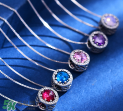 潘多拉项链是银的吗,潘多拉的手链是银的吗