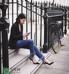 流苏衣服怎么搭配裤子,流苏裤子配什么上衣