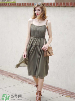 二月份去泰国穿什么,1月份去泰国穿什么衣服合适