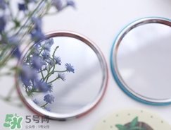 送女生镜子的含义,送女孩子镜子代表什么