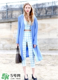 春天穿什么衣服呢,秋天适合穿什么衣服