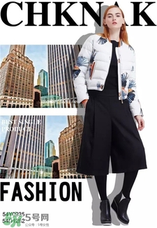 束脚裤和阔腿裤哪个显腿长,露脚踝的裤子怎么搭配