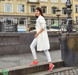 ecco算奢侈品吗,ecco是什么档次的牌子