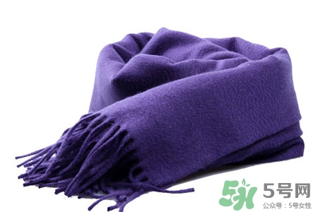 冬季羊绒围巾的各种围法,冬天羊毛围巾的围法 冬季羊绒围巾的各种围法,冬天羊毛围巾的围法