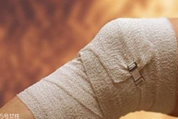 关节炎症状表现有哪些,关节炎症状的早期表现