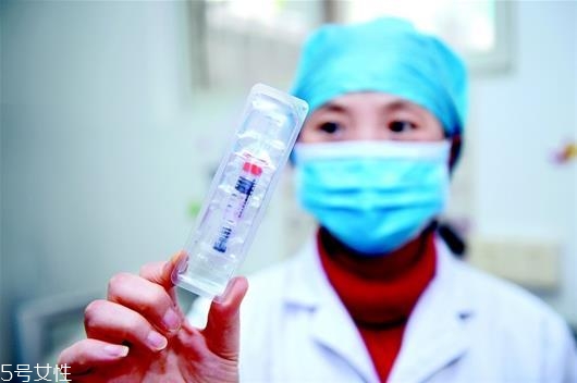 乳木果油功效(乳木果油功效及使用方法)