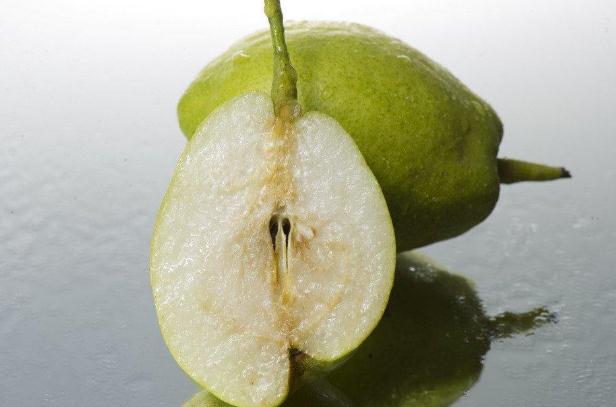 早晨空腹吃梨子会怎样,空腹吃梨子会怎样