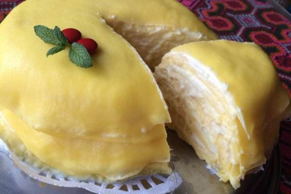 榴莲班戟在家怎么做(榴莲班戟的做法过程)